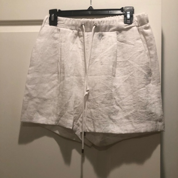 KAREN KANE NWOT DRAWSTRING SHORTS Size:S linen off white/ white